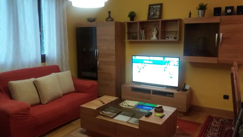 Apartamento Loiu Apartment Екстериор снимка